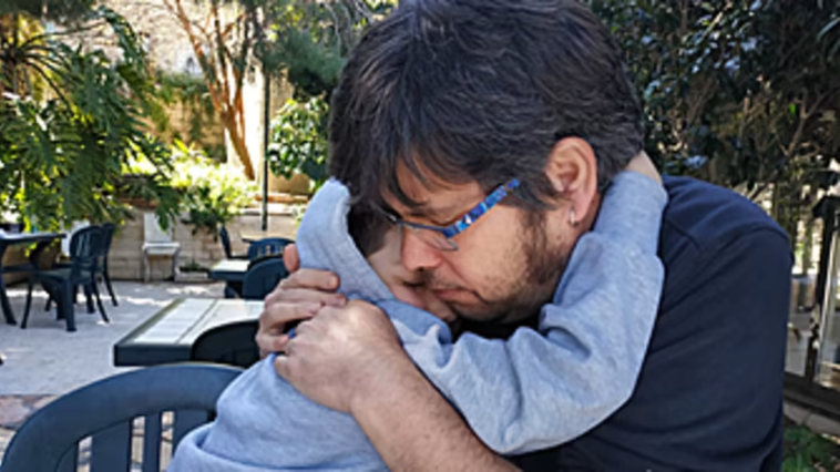 חיבוק חם מאבנר ברקאי, מנהל תחום האפוטרופוסות בעמותה