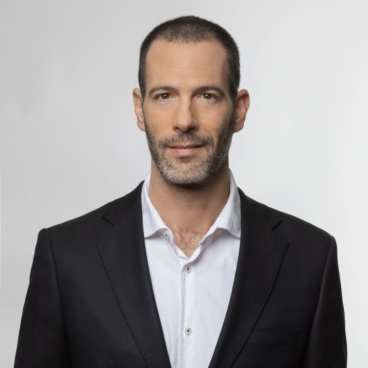 ערן קלינסקי, סמנכ''ל השקעות במור גמל ופנסיה