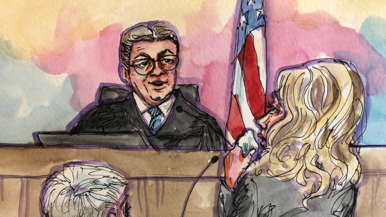 איור של אליזבת הולמס בבית המשפט בקליפורניה