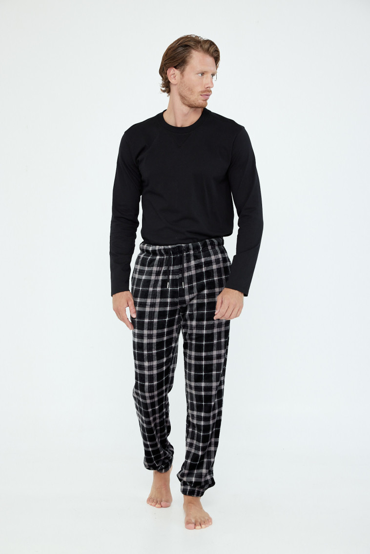 פיג'מה, H&amp;O. מחיר החל מ- 99 שקלים