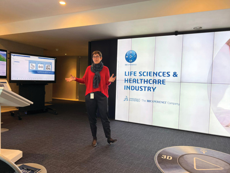 קלייר ביוט בכנס