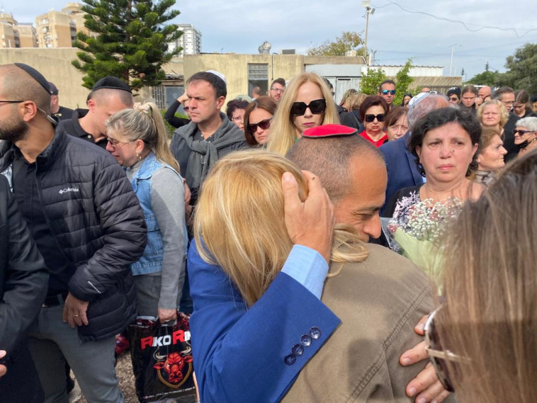 The funeral of Yuri Volkov (Photo: Avshalom Sashoni)