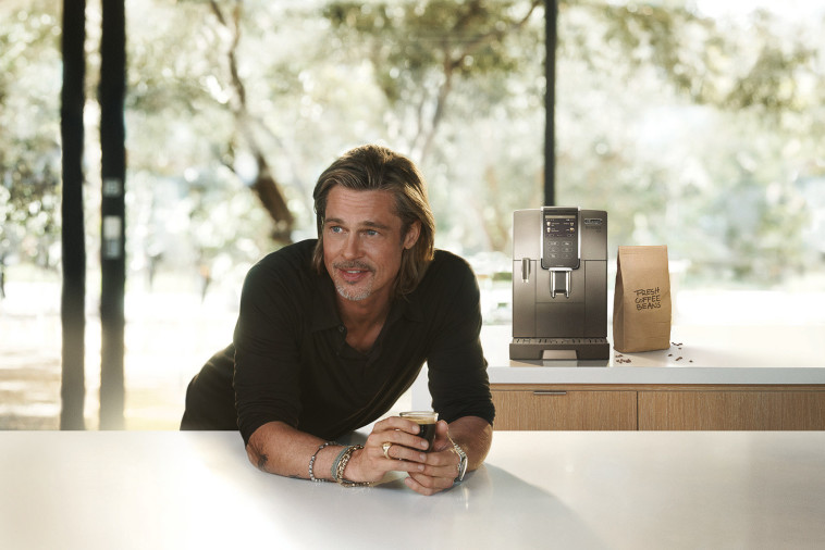 למה בראד לא מזמין אותנו לקפה? דלונגי ובראד פיט