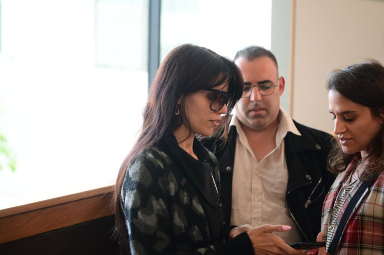 דנה, בתה של הנרצחת יעל בן אברהם