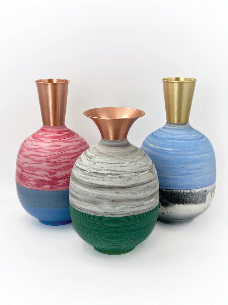 מאור אהרון - כדים צבעוניים