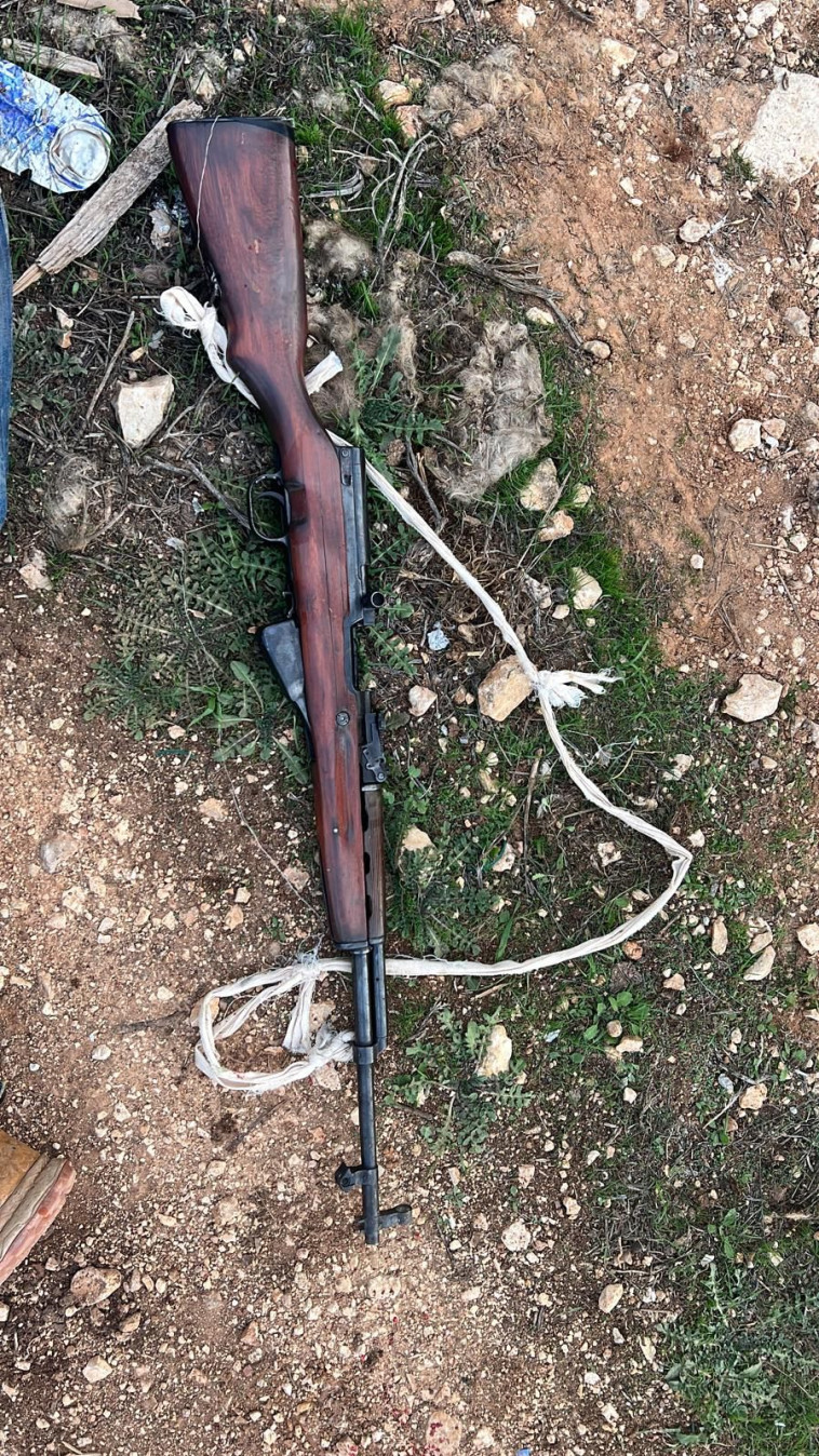 הנשק שאותר על המחבל 