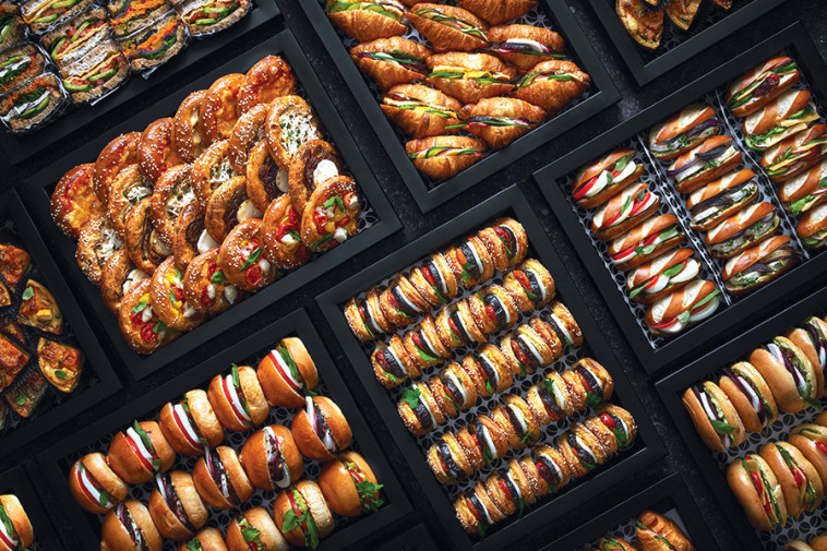 מגשי אירוח של רשת רולדין