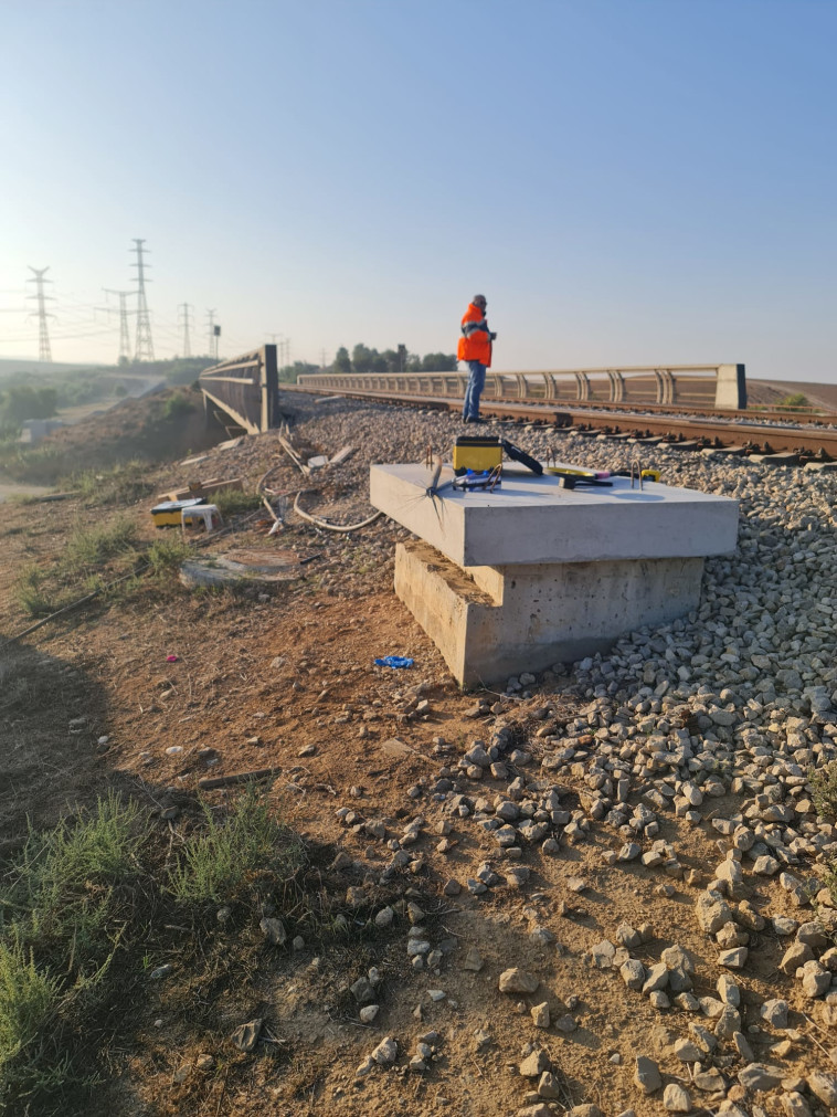 גניבת הכבלים מהרכבת