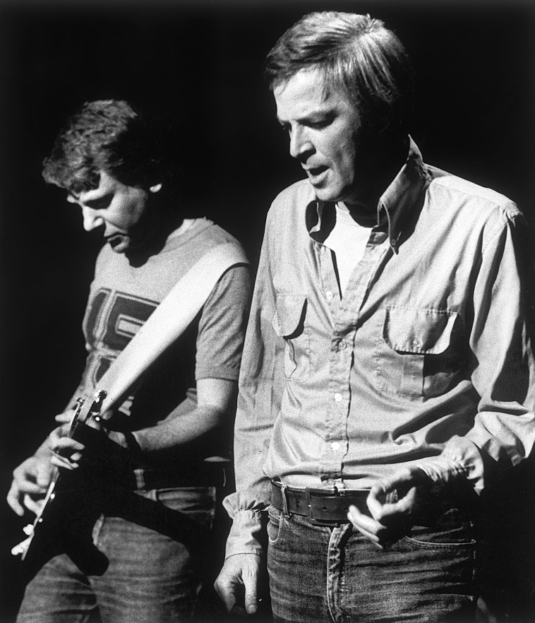  יצחק קלפטר ואריק איינשטיין