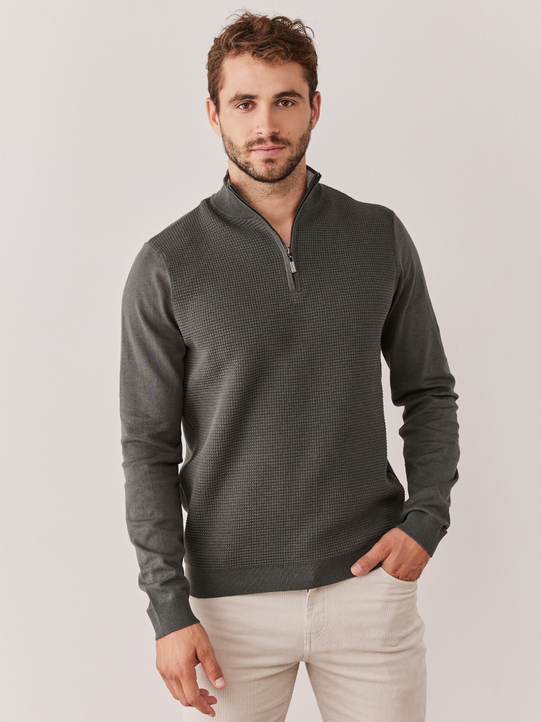 סריג חצי רוכסן, גולף