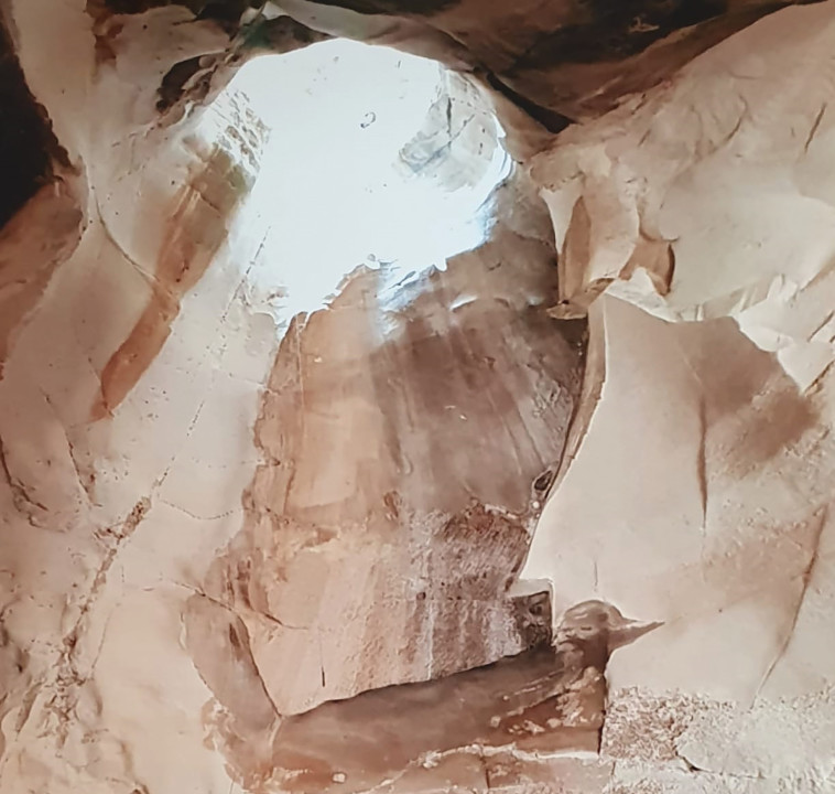 תמונה של מערות בית גוברין שתוצג בתערוכה (צילום: מימי גינגולד)