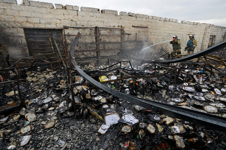 נזקי הקרבות בדונייצק, מזרח אוקראינה (צילום: REUTERS/Alexander Ermochenko )