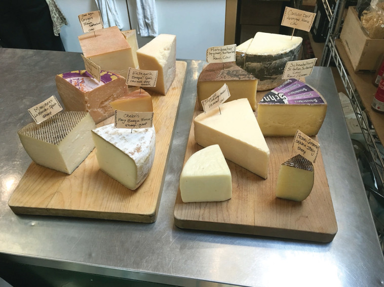 חנות הגבינות