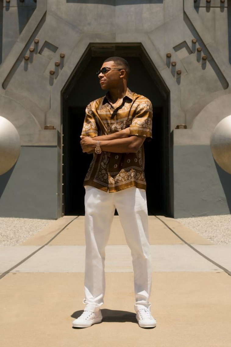 קיליאן אמבפה בשיתוף פעולה עם OAKLEY 