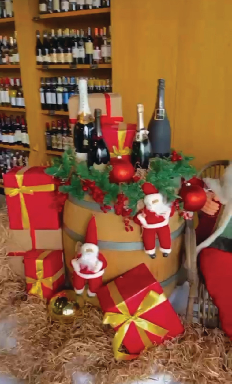 חינאווי Wine &amp; More בנוף הגליל 