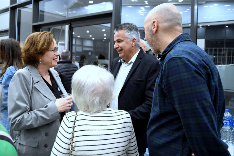 טקס הענקת אות ''יקיר רובע נווה שאנן'' בחיפה