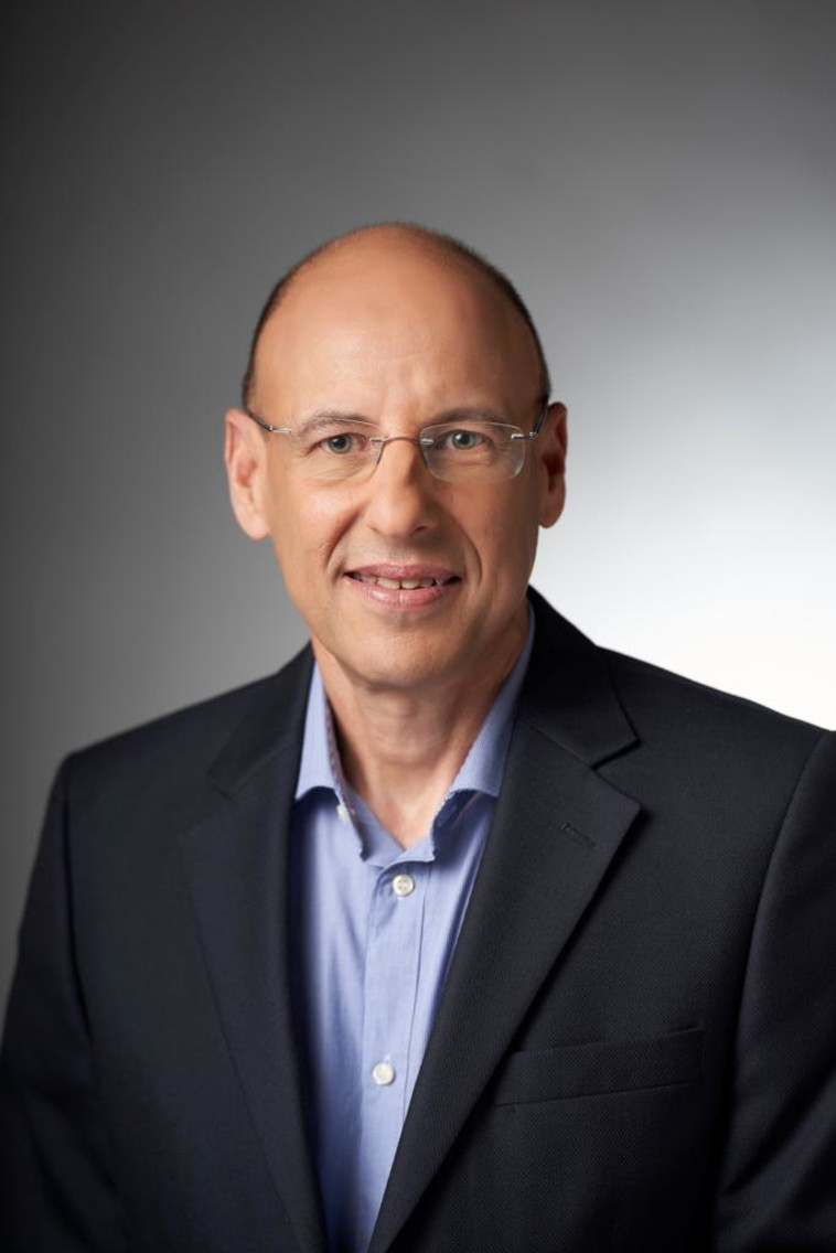 גיל שרון, יו''ר בזק