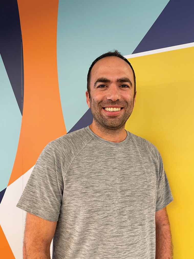 עמוס ברקוביץ