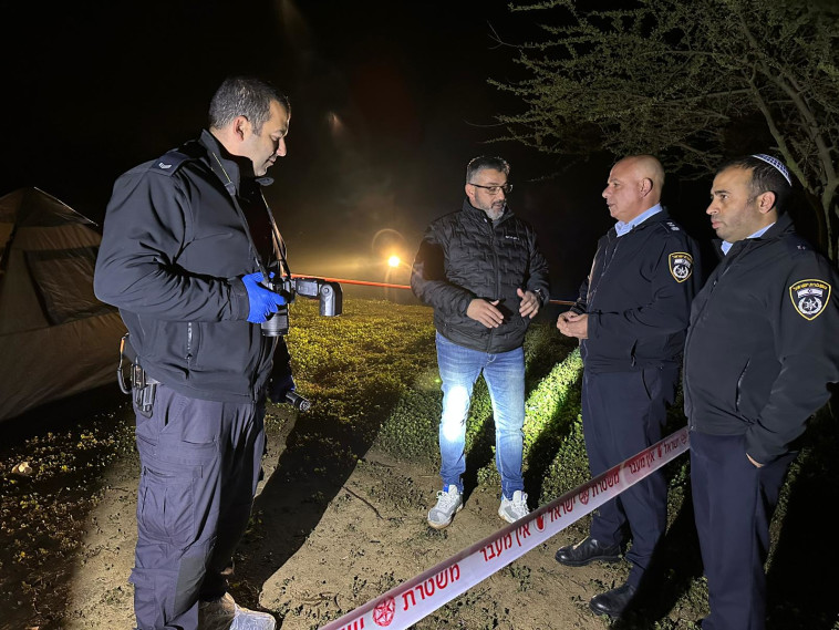 תמונה מזירת הירי סמוך לחניון רעים