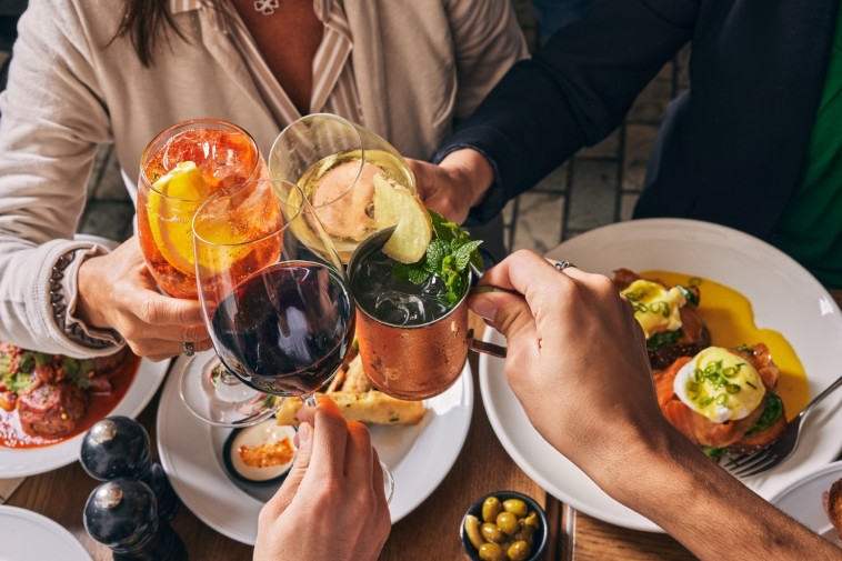 חוגגים בכובשים