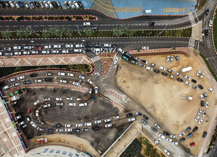 תור לבדיקת קורונה