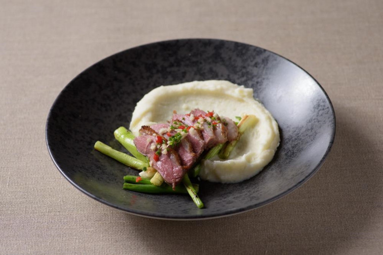 חזה אווז סושי בזל