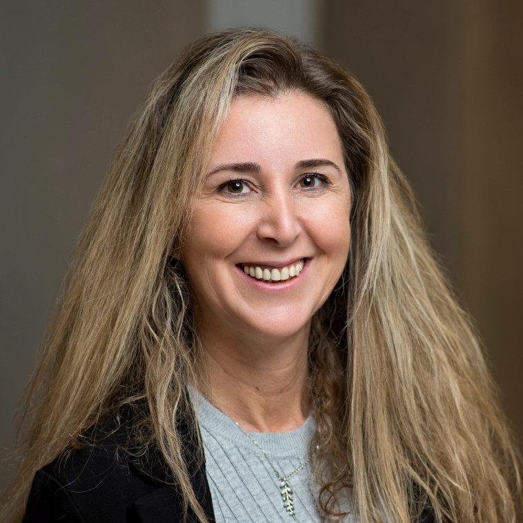 ''גייסנו לא מזמן מפתחים מעל גיל 60, נשים בהריון ויזמים לשעבר שרצו לחזור לליבת העשייה''. טלי שם טוב  