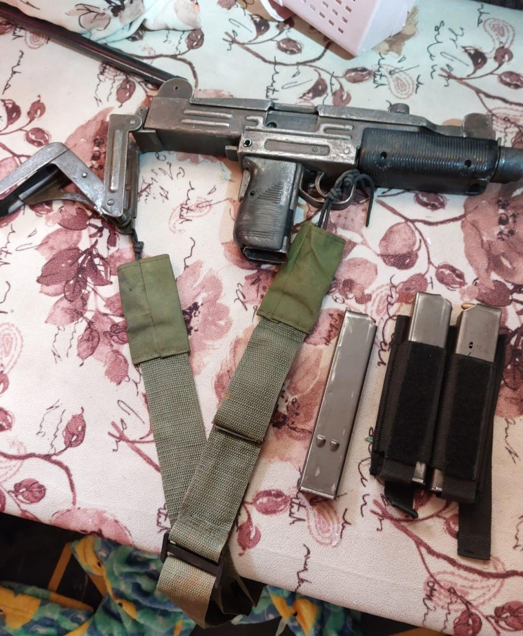 כלי הנשק שנתפס בשכם 