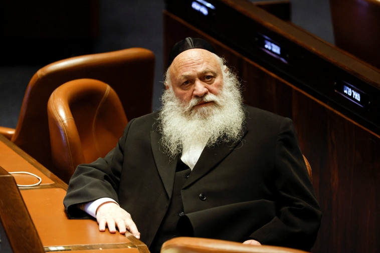 יצחק גולדקנופף