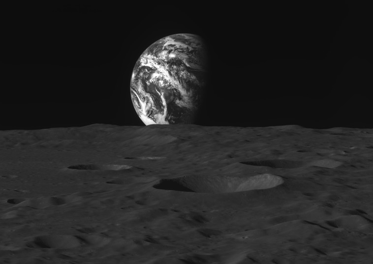 הירח וכדור הארץ מהחלל (צילום: מתוך הטוויטר של סוכנות החלל הדרום קוריאנית)
