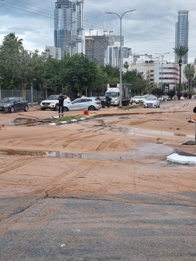 פיצוץ צינור הגז בגבול ת''א-גבעתיים