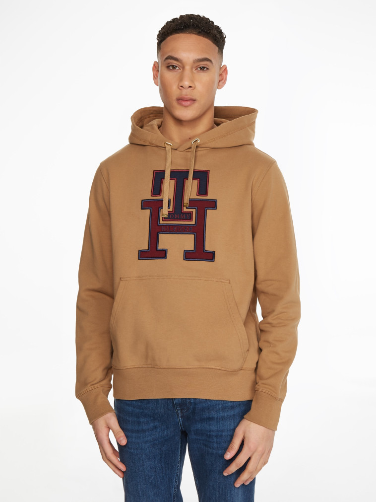 טומי הילפיגר ל-FACTORY 54. מחיר: 679 שקלים