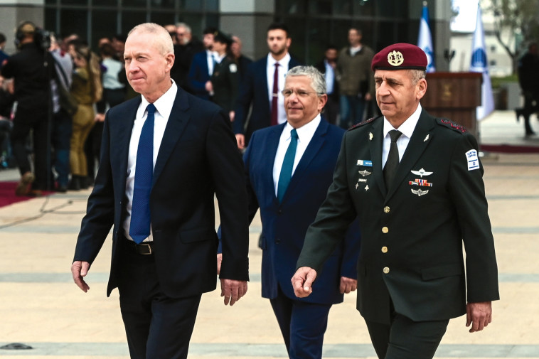 כוכבי וגלנט בטקס חילופי שר הביטחון 