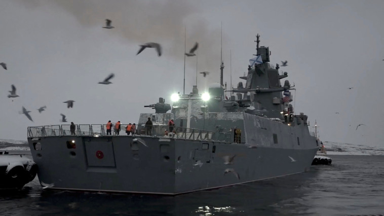 ספינה של הצבא הרוסי - ''אדמירל גורשקוב'' (צילום: רויטרס)