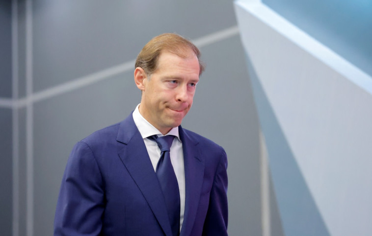 דניס מנטורוב