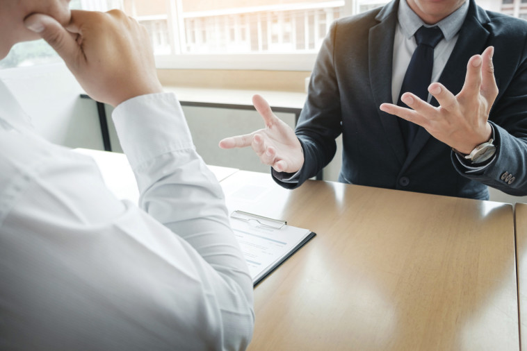 ריאיון עבודה, אילוסטרציה