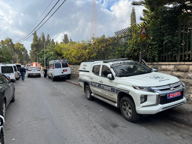 שריפה במבנה מגורים בירושלים