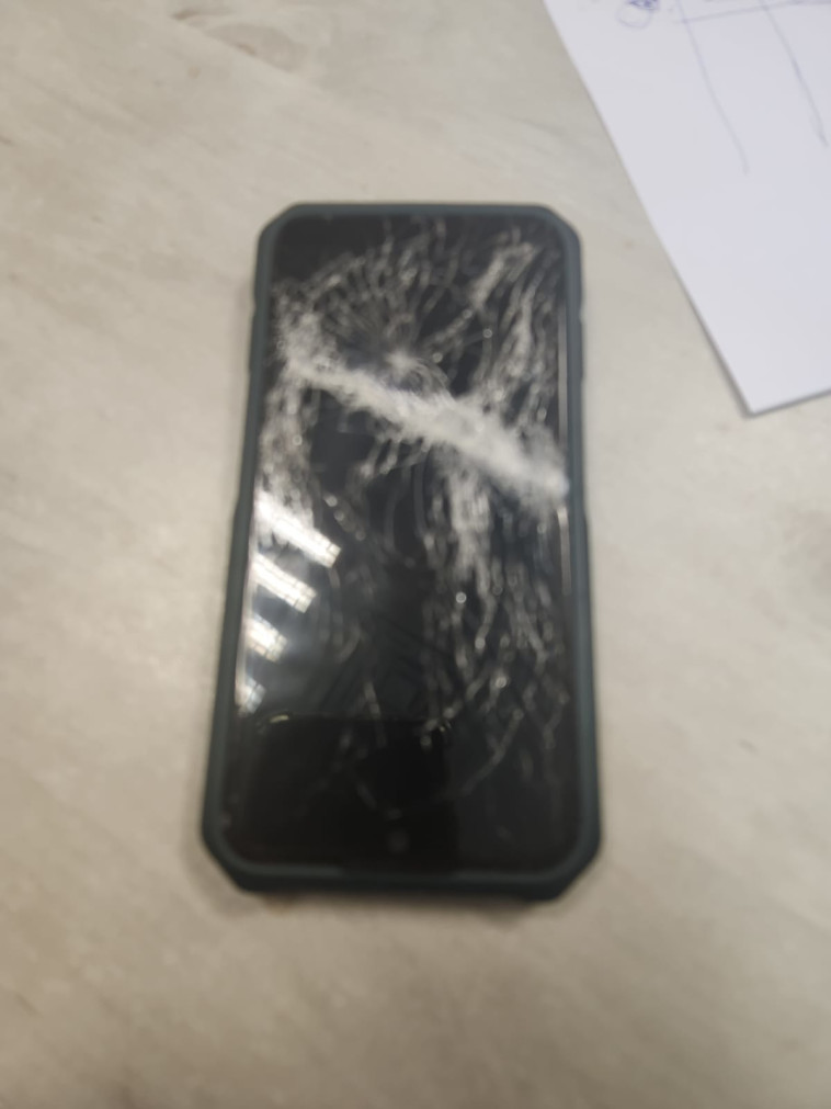 מכשירו הנייד של הקורבן 