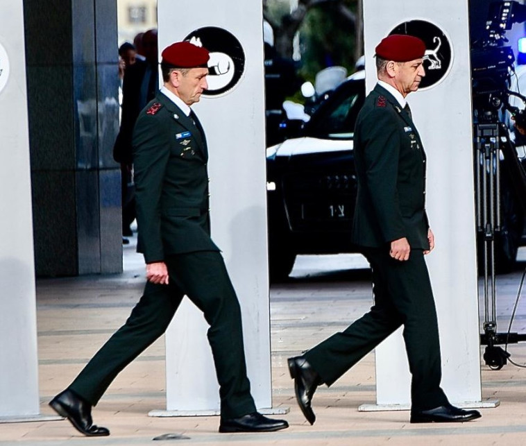 הרמטכ''ל היוצא אביב כוכבי ומחליפו הרצי הלוי