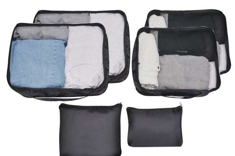 life - ארגונית למזוודה בצבע שחור - מחיר 39.90 שקל להשיג בסופר-פארם (צילום: יח''צ)
