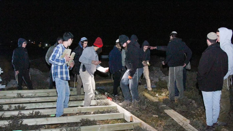 הקמת מאחז ''אור חיים''