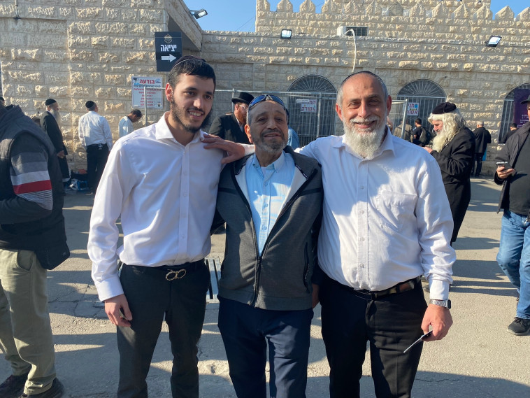 ''רוצים להתחבר לקדושה''