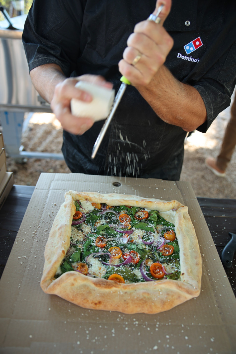 אבן היוגורט משחקת תפקיד מפתח. פיצות פרא