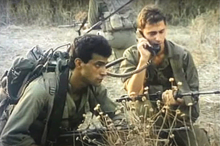 שתי אצבעות מצידון 