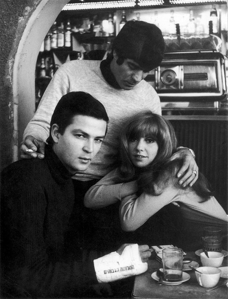 החלונות הגבוהים