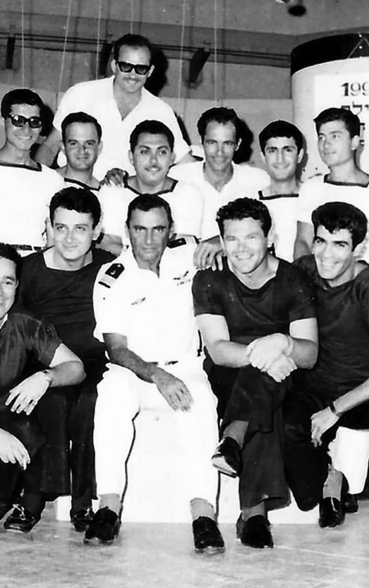 שמוליק קראוס בחיל הים (צילום: פרטי)