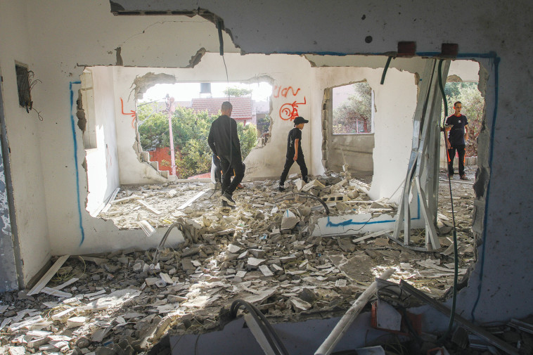 הריסת בית המחבל מחומש 