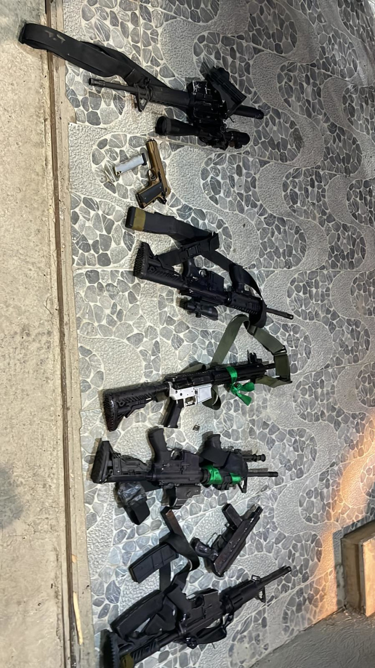 כלי הנשק שנעצרו במהלך הפעילות  (צילום: דובר צה''ל)