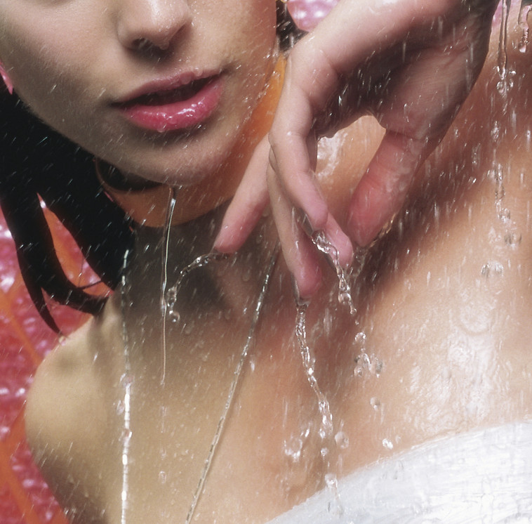 התנוחות הטובות ביותר לסקס באמבטיה