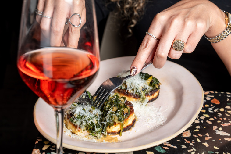 ניוקי בוינונה פוראבר